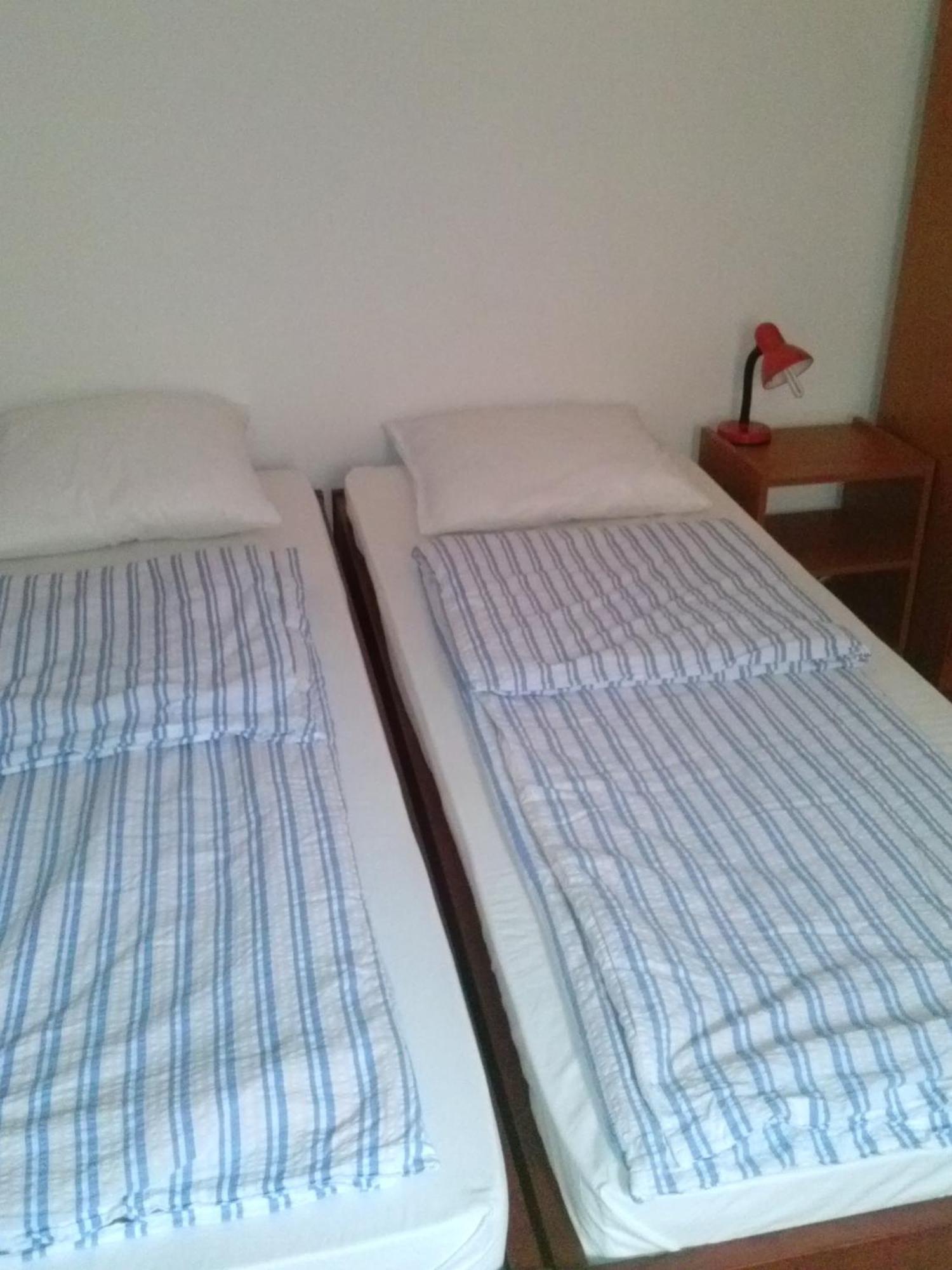 Guesthouse Daniel Oradea Ngoại thất bức ảnh